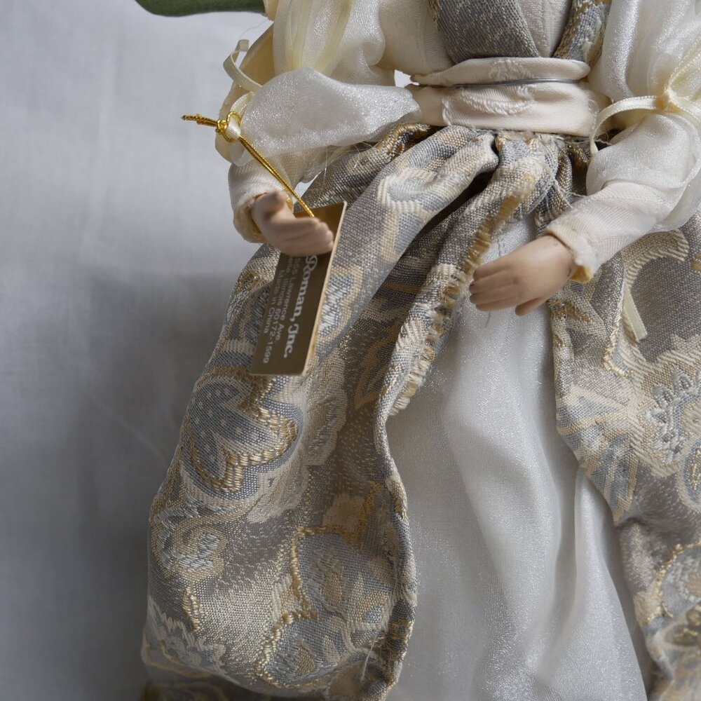 Christmas Angel Tree Topper With Porcelain Face & Gold Accents w/ flaws - Picture 5 of 6